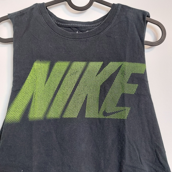 🌱Nike Muscle Shirt - Picture 2 of 3